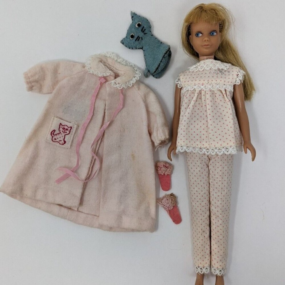 Vintage Barbie Straight Leg Skipper Doll Dreamtime Pajamas - Picture 1 of 11